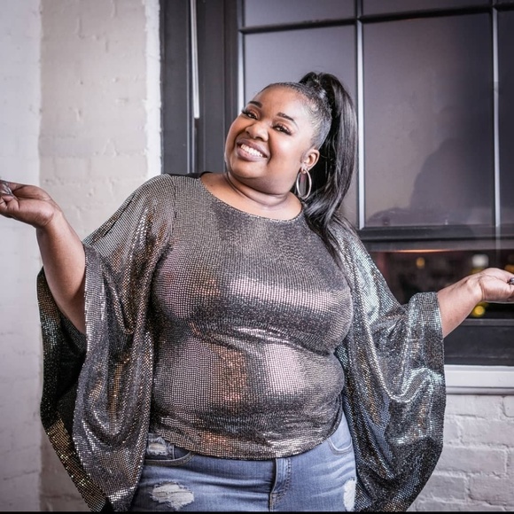 Top - Picture 1 of 1